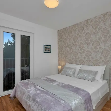 Hotel apartamentowy Emilia Lofts