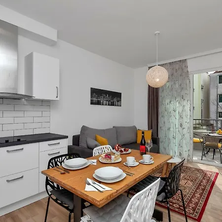 Emilia Lofts Hotel apartamentowy