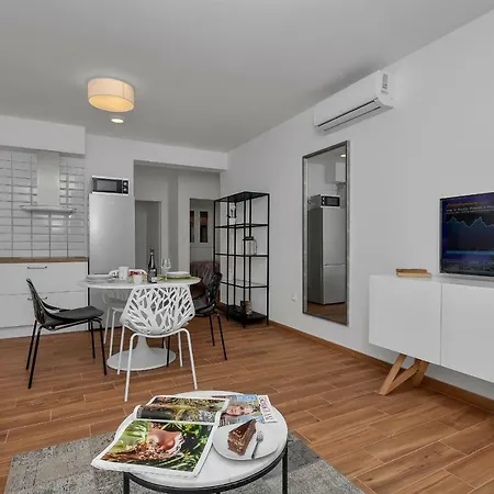 Aparthotel Emilia Lofts