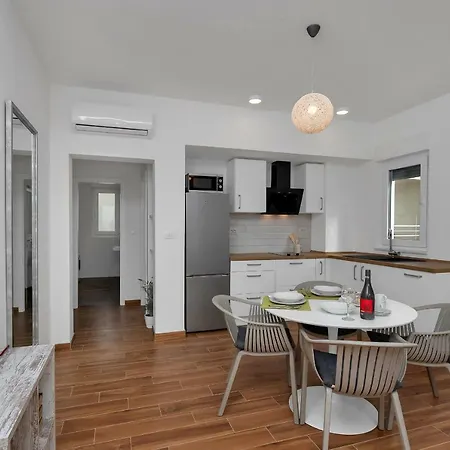 Lejlighedshotel Emilia Lofts